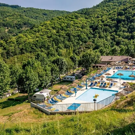 Luxury tent Safaritent Glamping L'ardechois Gluiras